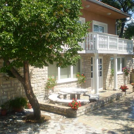 Apartments Barbara Senj  Εξωτερικό φωτογραφία