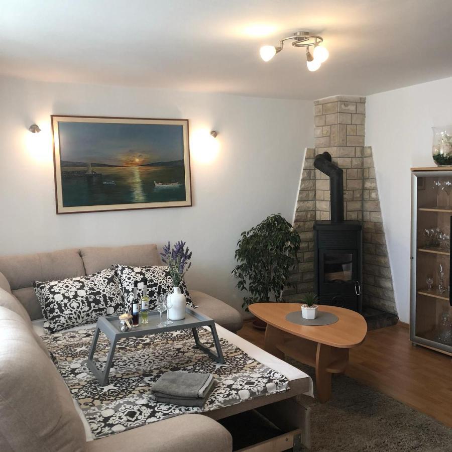 Apartments Barbara Senj  Εξωτερικό φωτογραφία