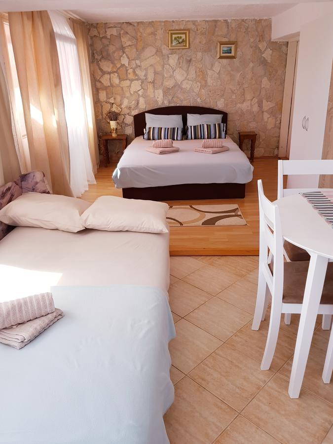 Apartments Barbara Senj  Εξωτερικό φωτογραφία