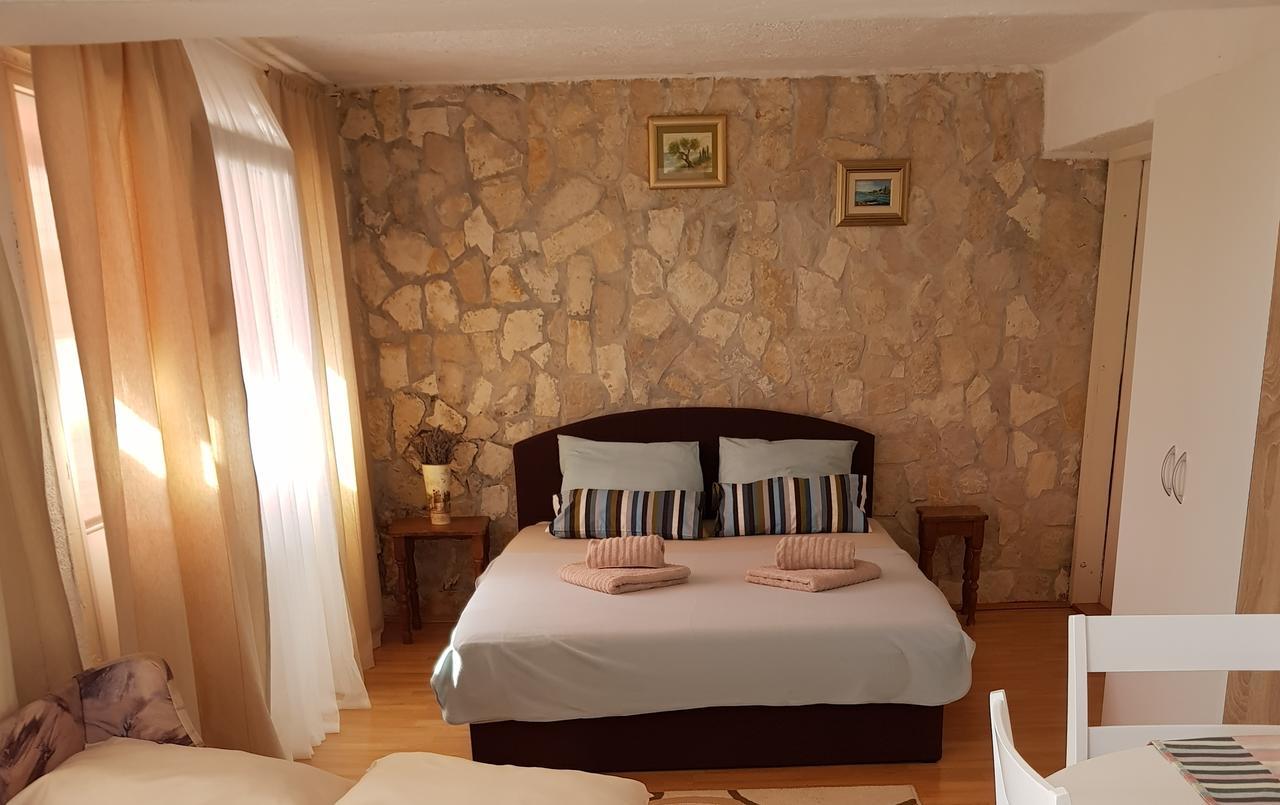 Apartments Barbara Senj  Εξωτερικό φωτογραφία
